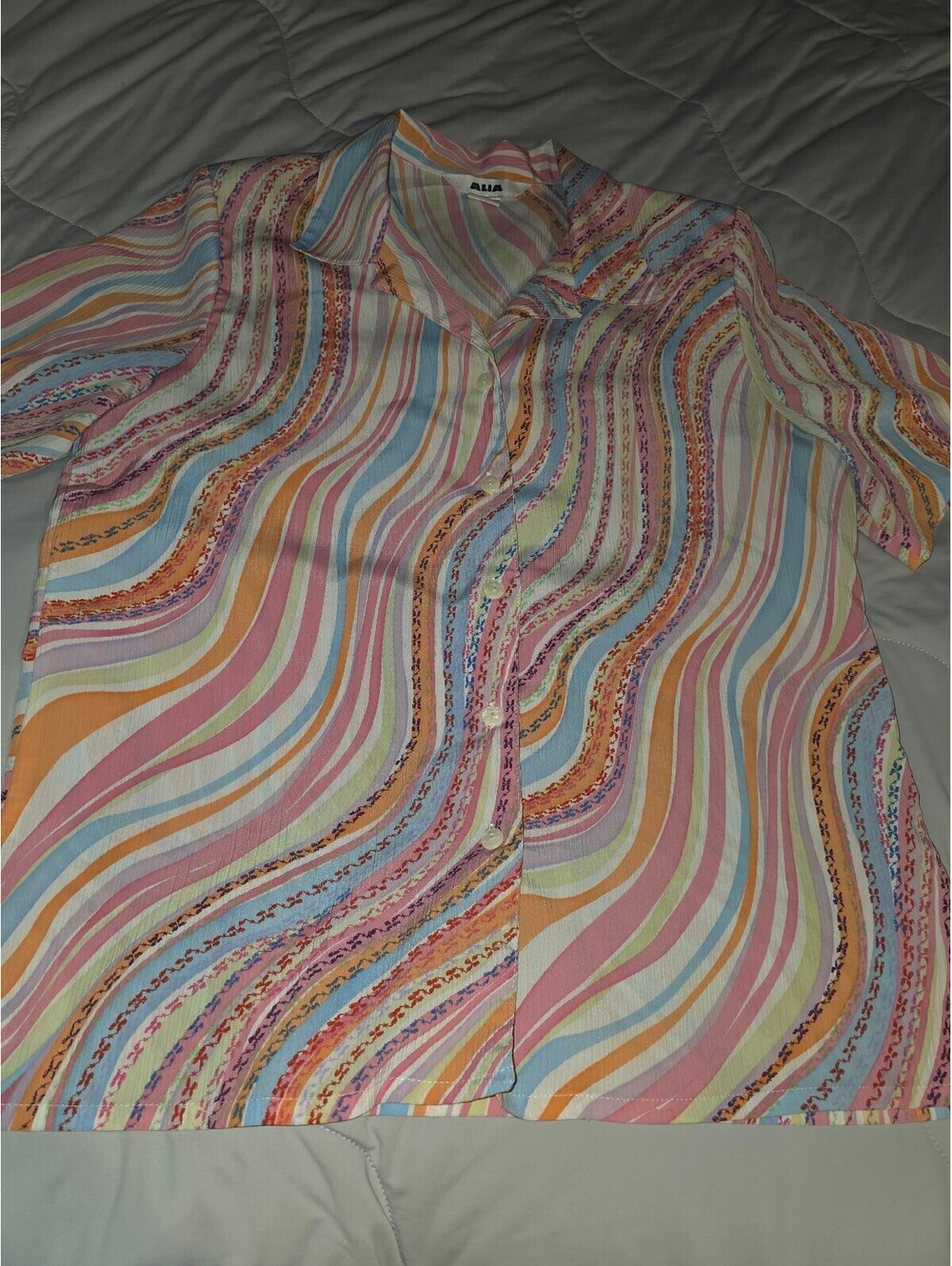 Alia Woman's Petite Multicolored Striped Print Short Sleeve Blouse Size 8